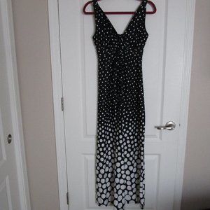 graduated size snowing dots maxi dress